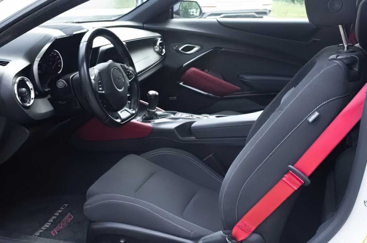 Chevrolet Camaro  2021