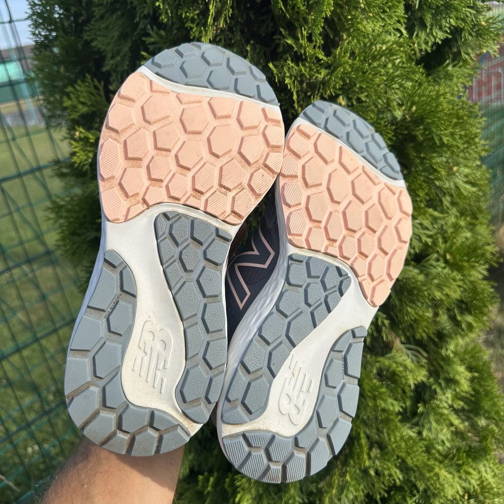 Кросівки New Balance 520 Розмір 40.5