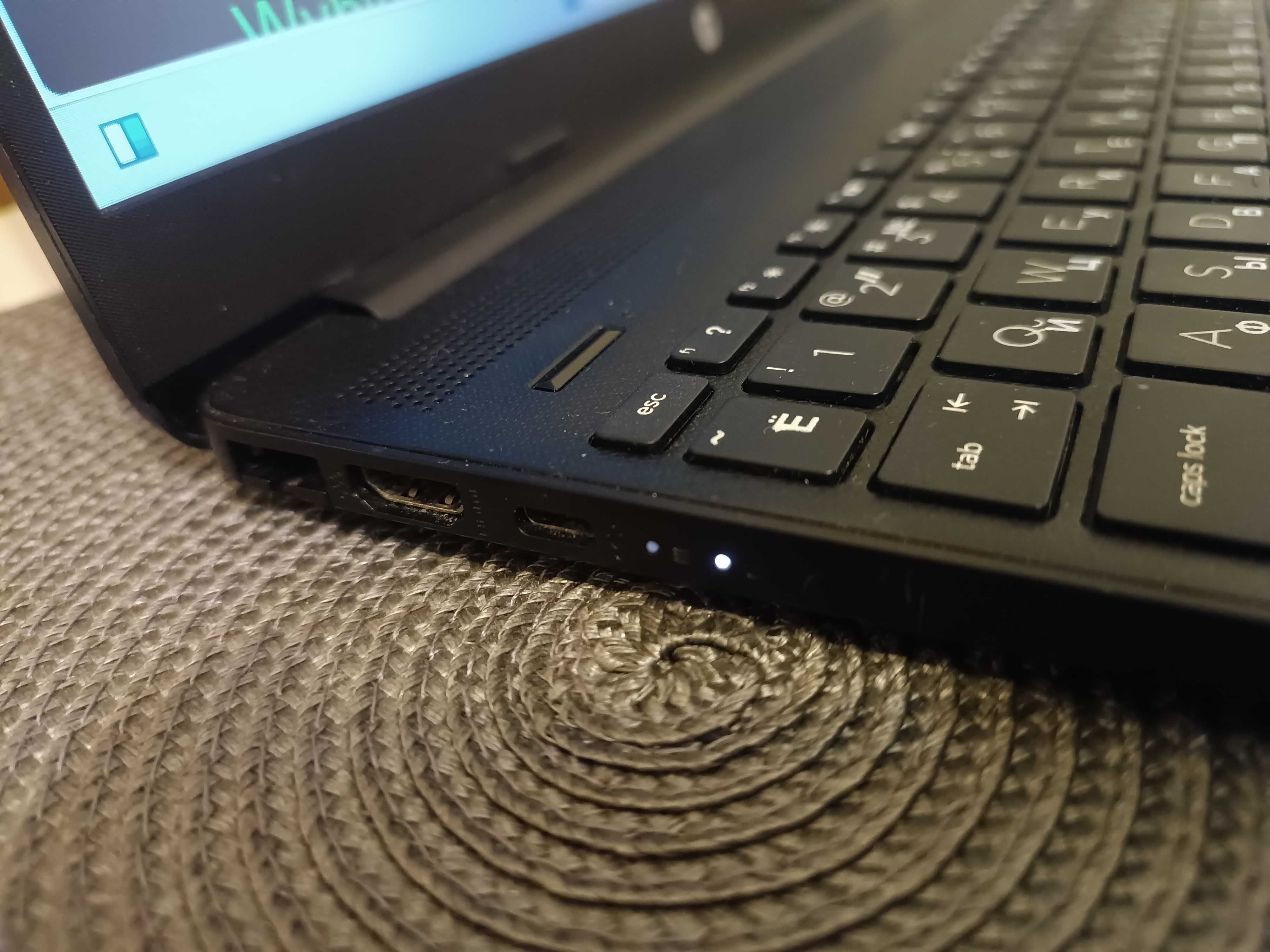 Laptop HP 15s i3-1115G4 3.0 Ghz/ 12/256 GB SSD Win11 Pro, Full HD