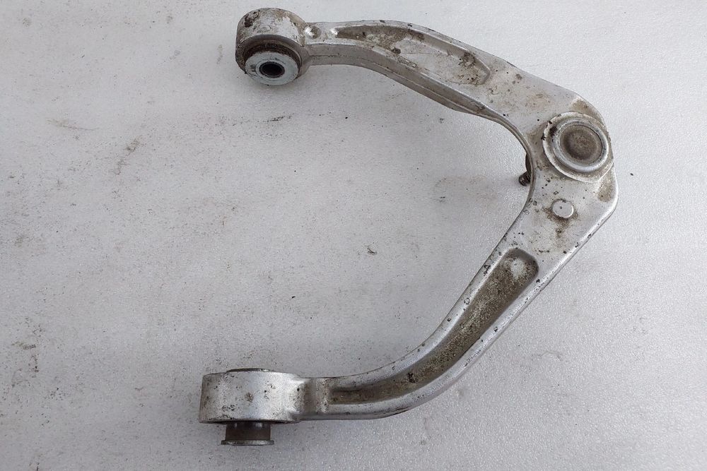 Braço de suspensão frente direito ALFA ROMEO 159 Sportwagon (939_)