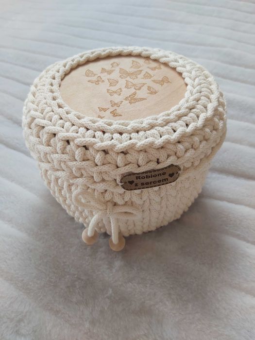 Piękny Koszyk z bawełnianego sznurka