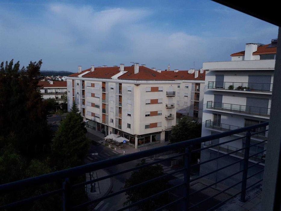 arrenda-se apartamento em fátima