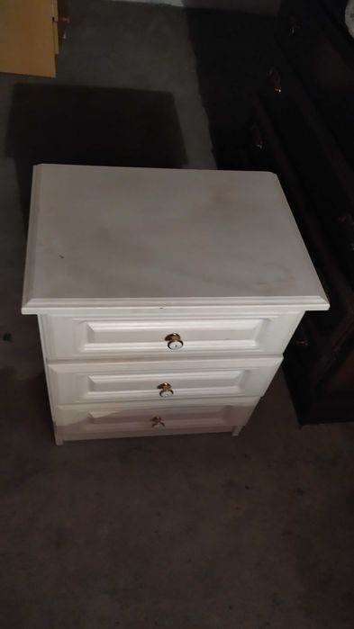 Moveis usados, mesinhas mesa cadeira ver preços na descrição