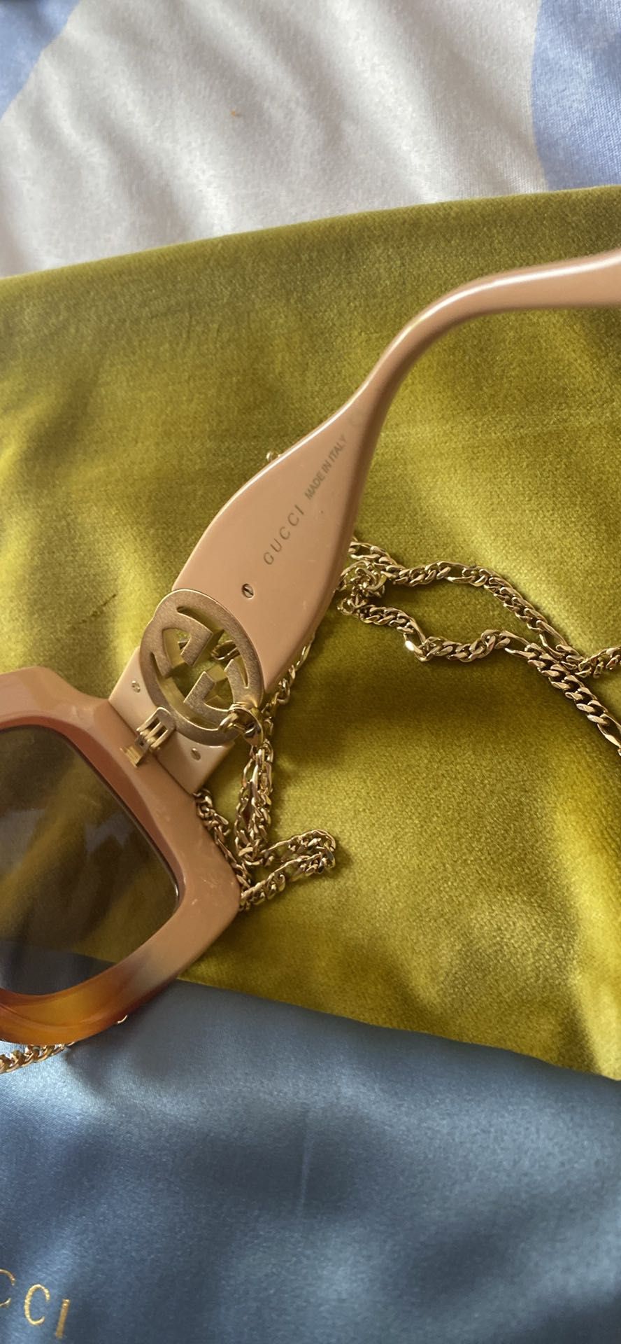 Vendo óculos gucci