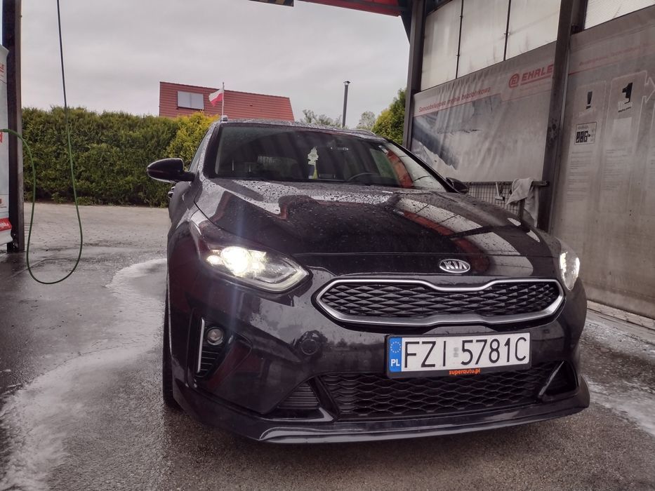 Kia. Cee'd 2021 rok 1.6 pług in Hybrid