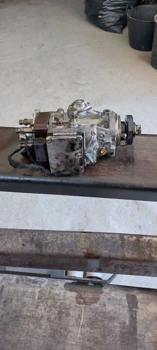 Bomba injectora electrica Ford transit 2.4