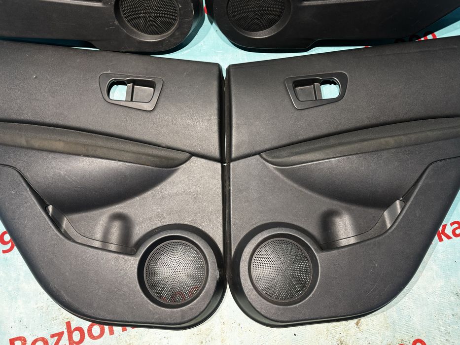 Карта дверей Nissan Qashqai j10 задня обшивка Кашкай