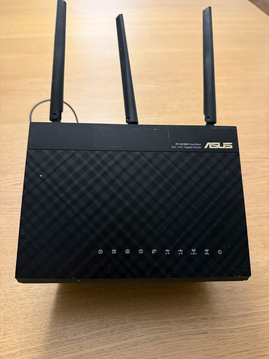 Router ASUS RT-AC68U Dual Band