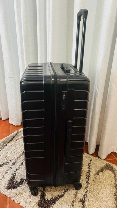 Mala Grande 32 kg ABS 4 Rodas removíveis