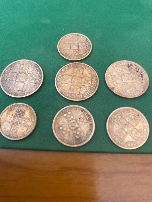 Moedas antigas república portuguesa