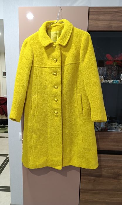 Елегантне вінтажне жовте пальто з Італії!!!
