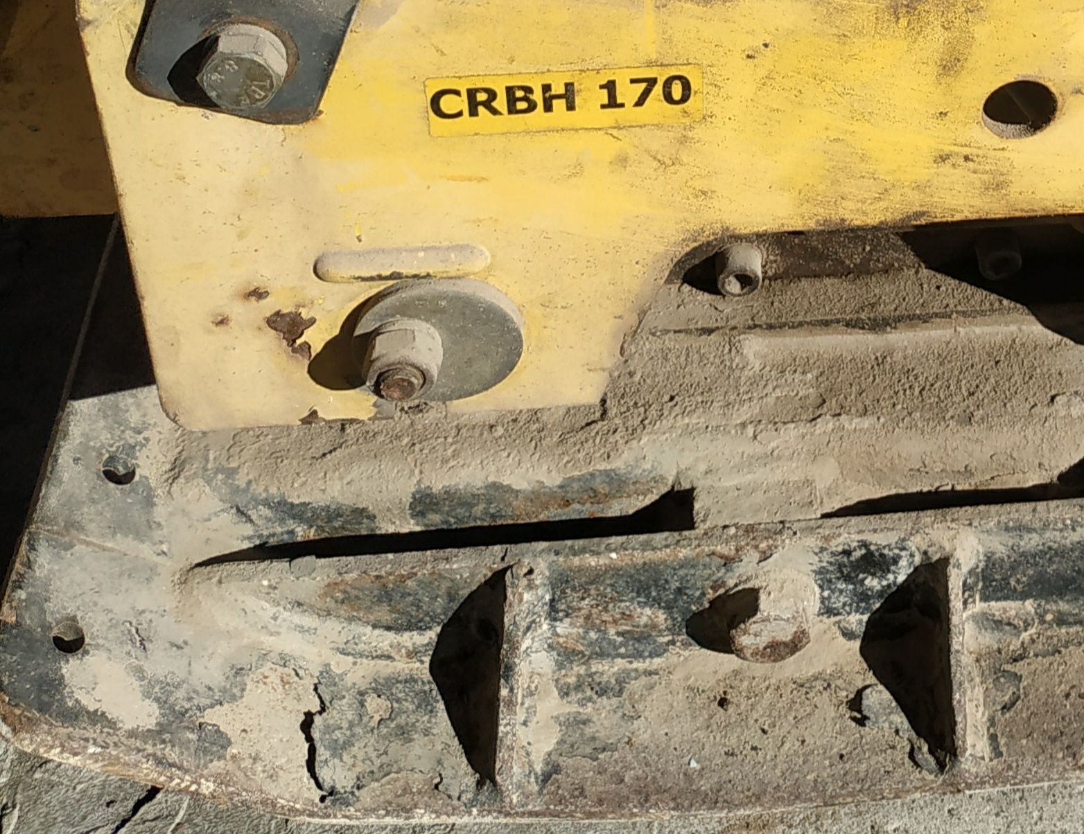 Продам віброплиту бензинову