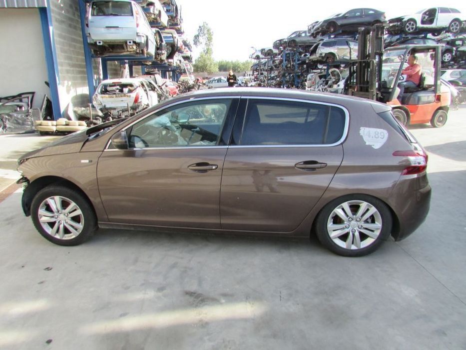 Peças Peugeot 308 1.6 HDi do ano 2015 (9H05)