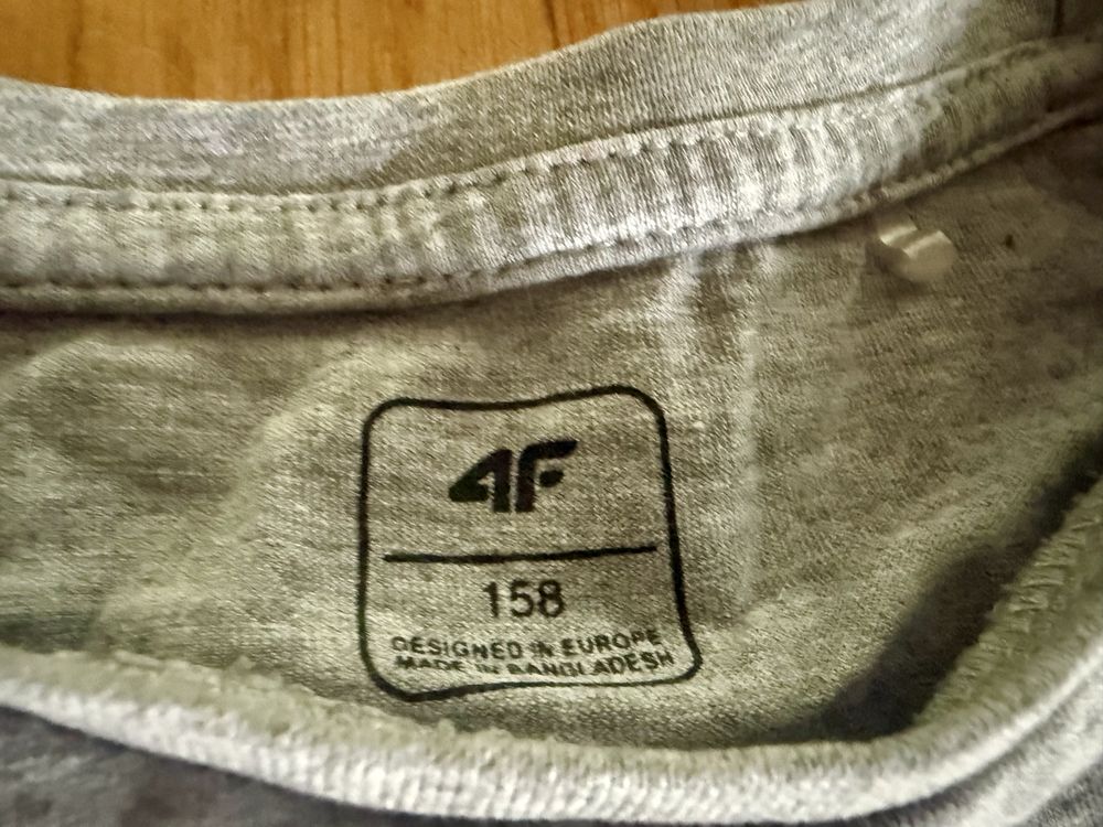 T-shirr 4F rozmiar 158