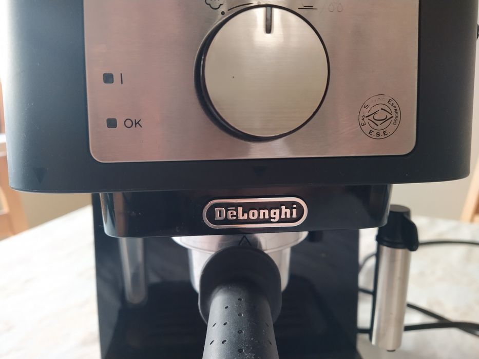 Máquina de café DeLonghi