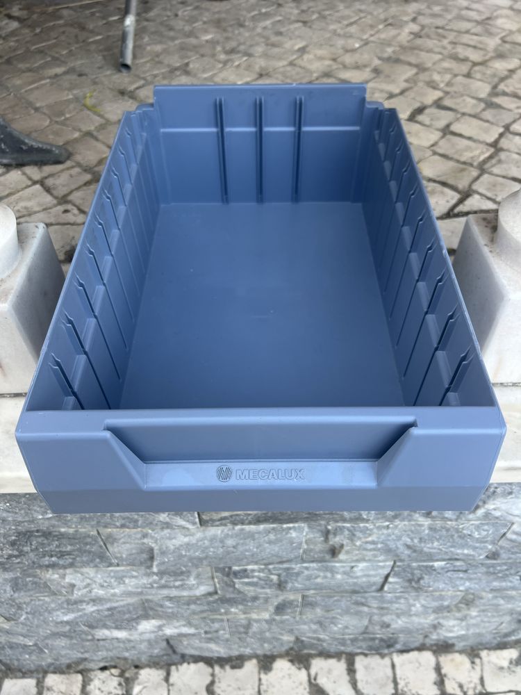 Caixas de plastico