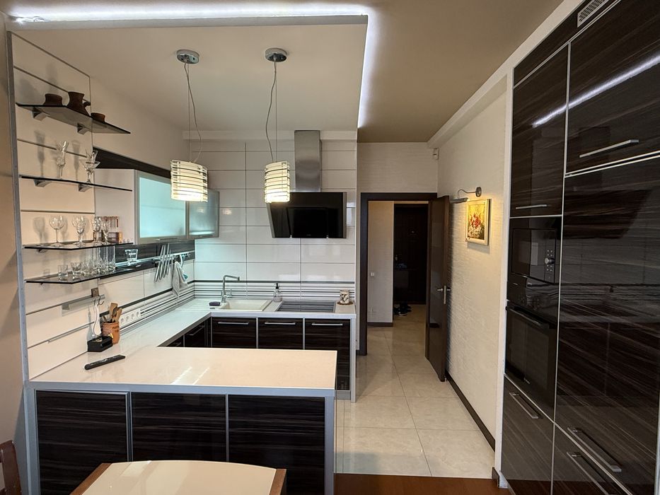 Здам квартиру 3 кім. вул. Урлівська б.23а( ліфти працюють 24/7)