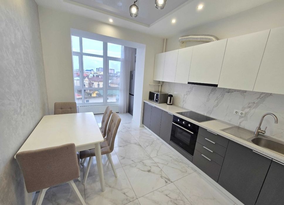 Здаю 1к кв центр Височана 18