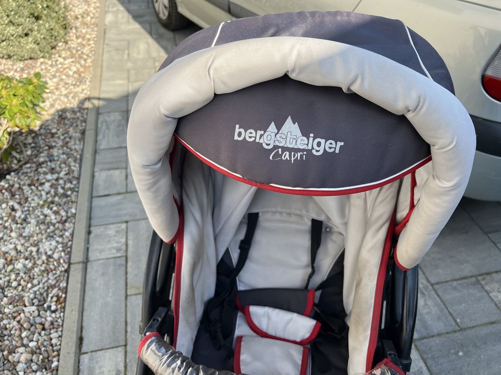 Ładny wózek dziecięcy 3w1 Bergsteiger Capri