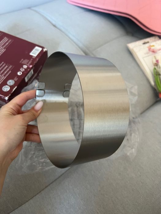 Forma metalowa do tortów regulacyjna 16-30 cm, nowa