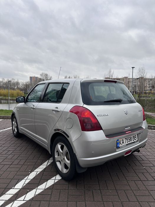 Продам Suzuki Swift 2007
