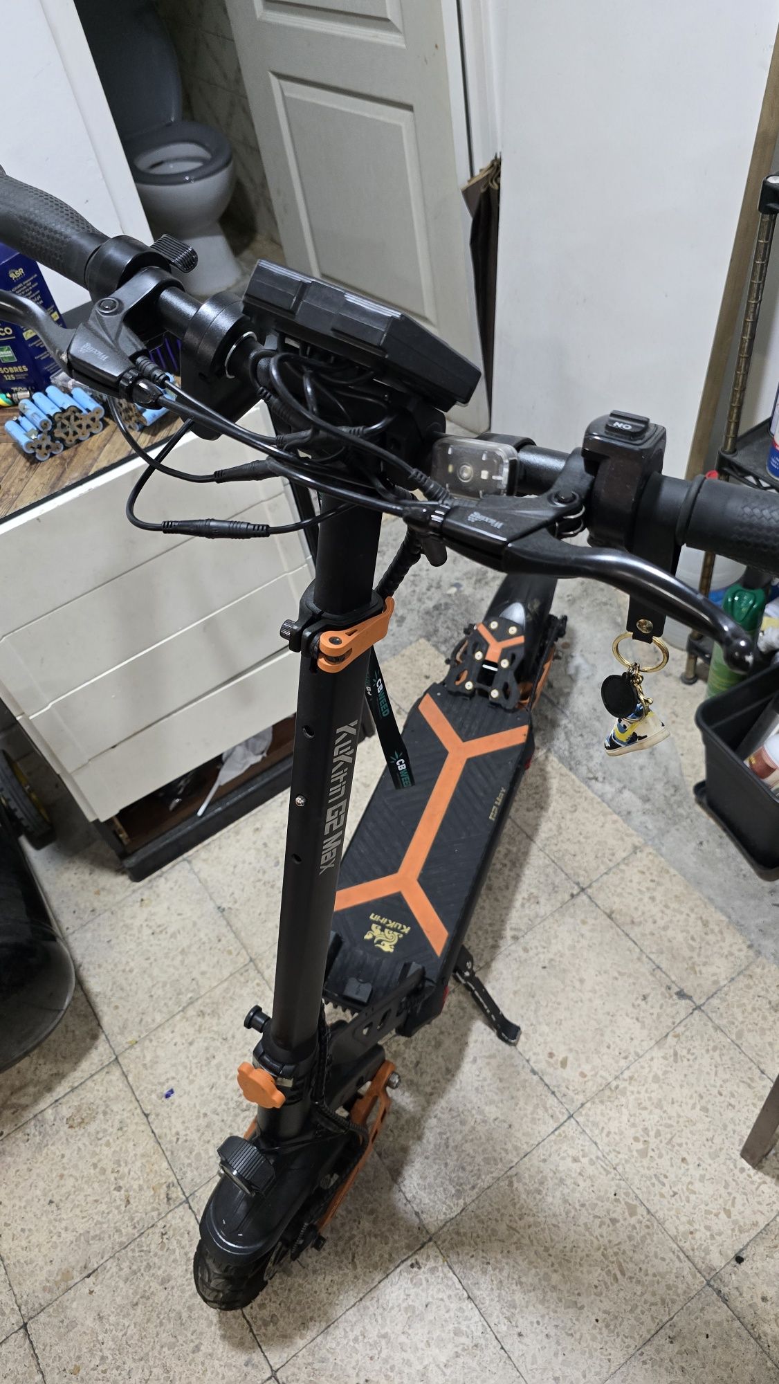 Kukirin G2 max com carregador