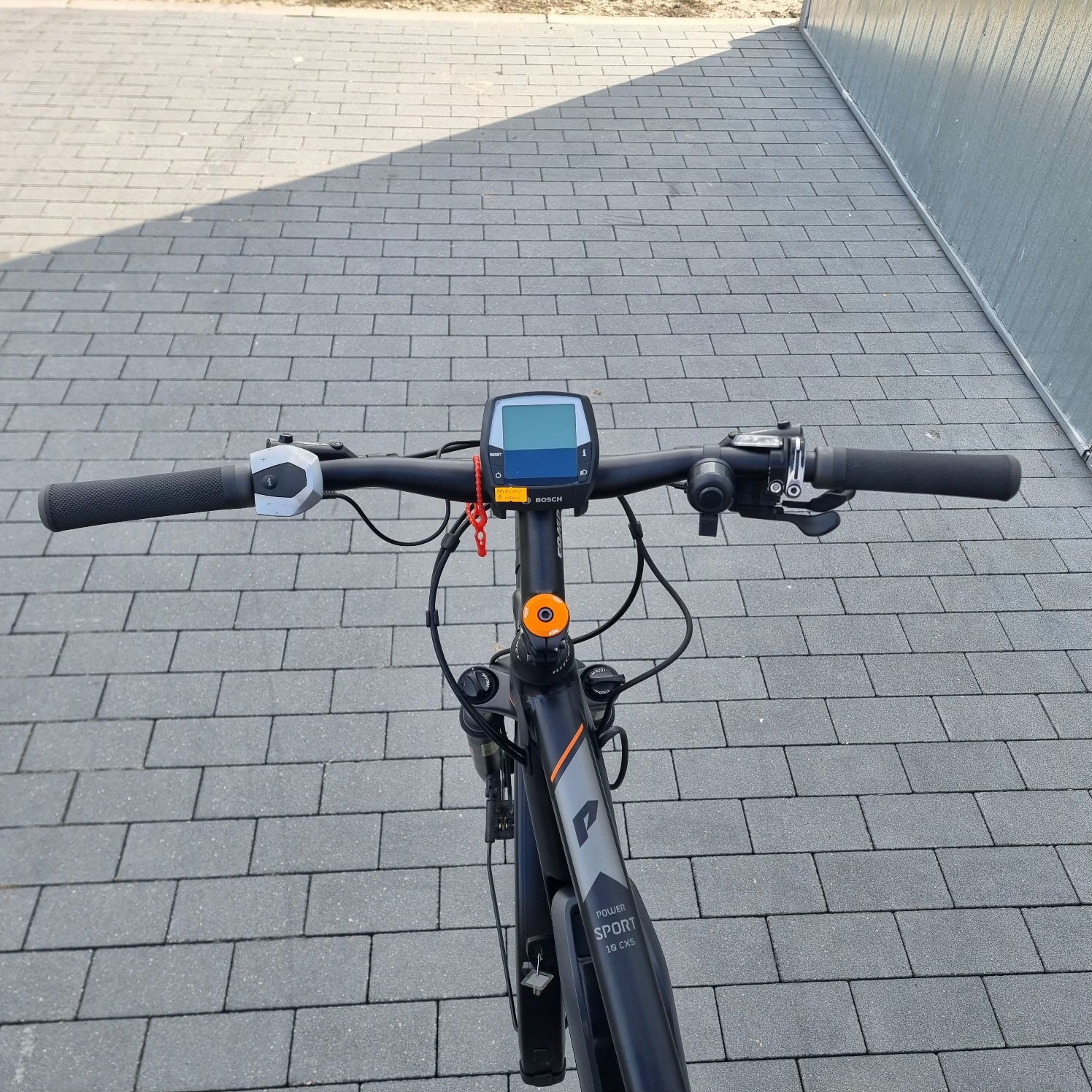 Rower elektryczny KTM rama M 48 cm Bosch  Performance CX 36v