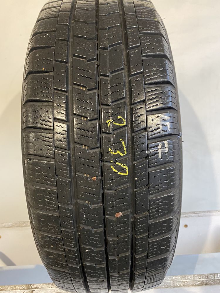 Opona pojedyncza 215/65/15 C GoodYear Cargo UltraGrip