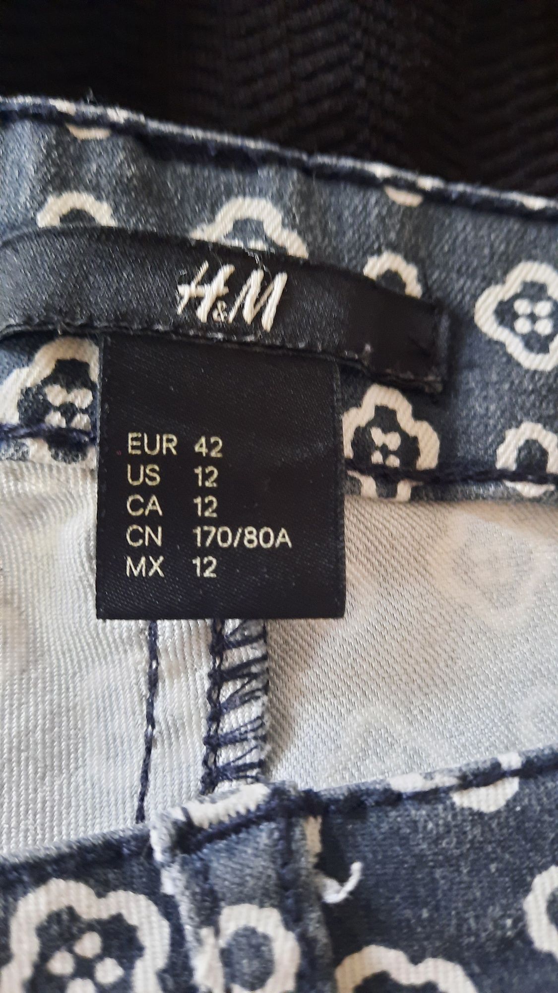 Super spodnie rozm.42