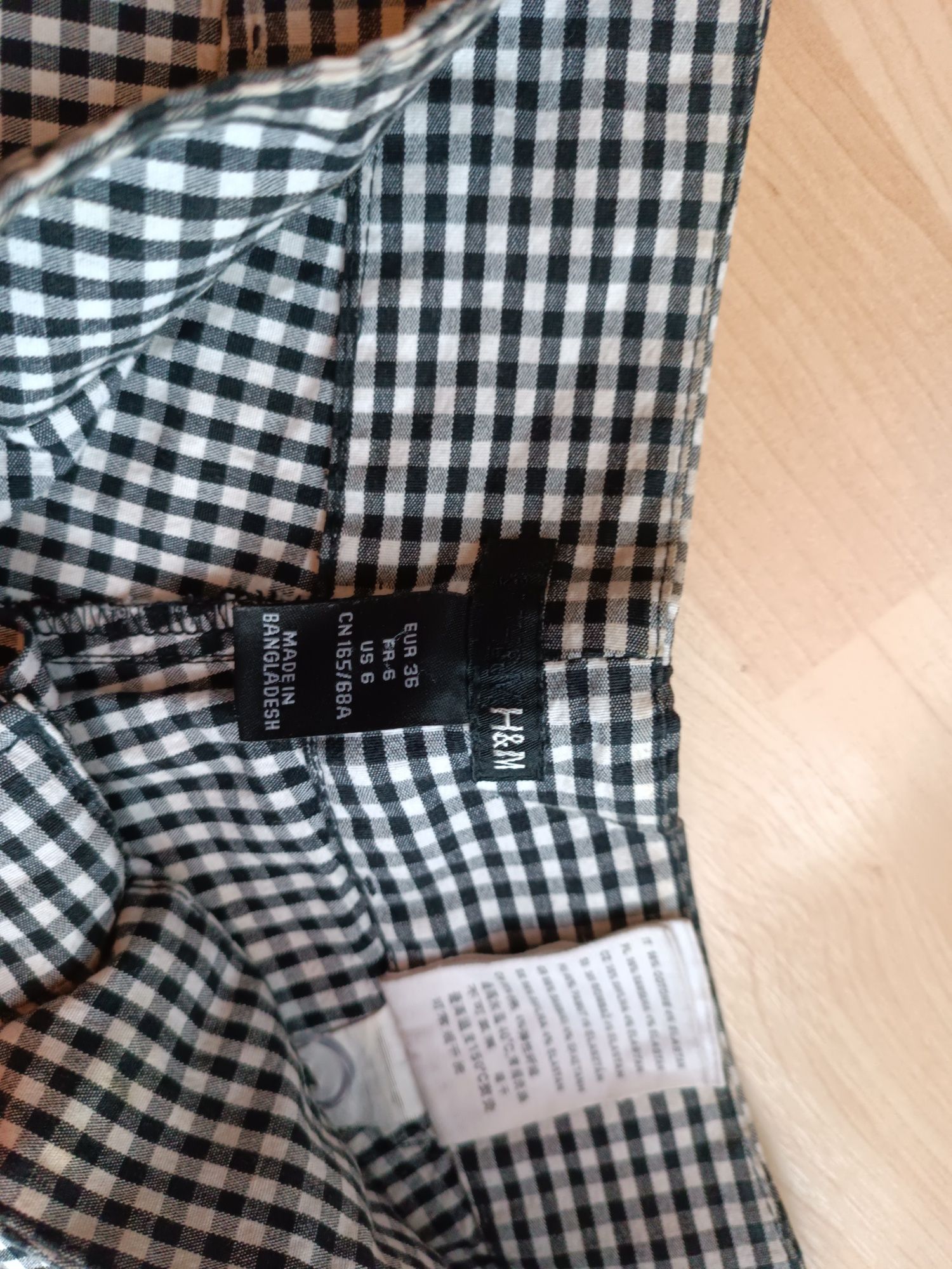 Spodenki do kolan. Terranova H&M rozm 36 S krata,białe
