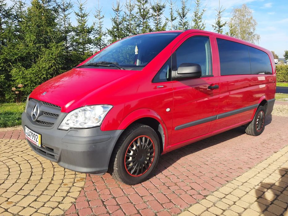 Mercedes-Benz Vito Long zarejestrowany na 9 osób z Niemiec