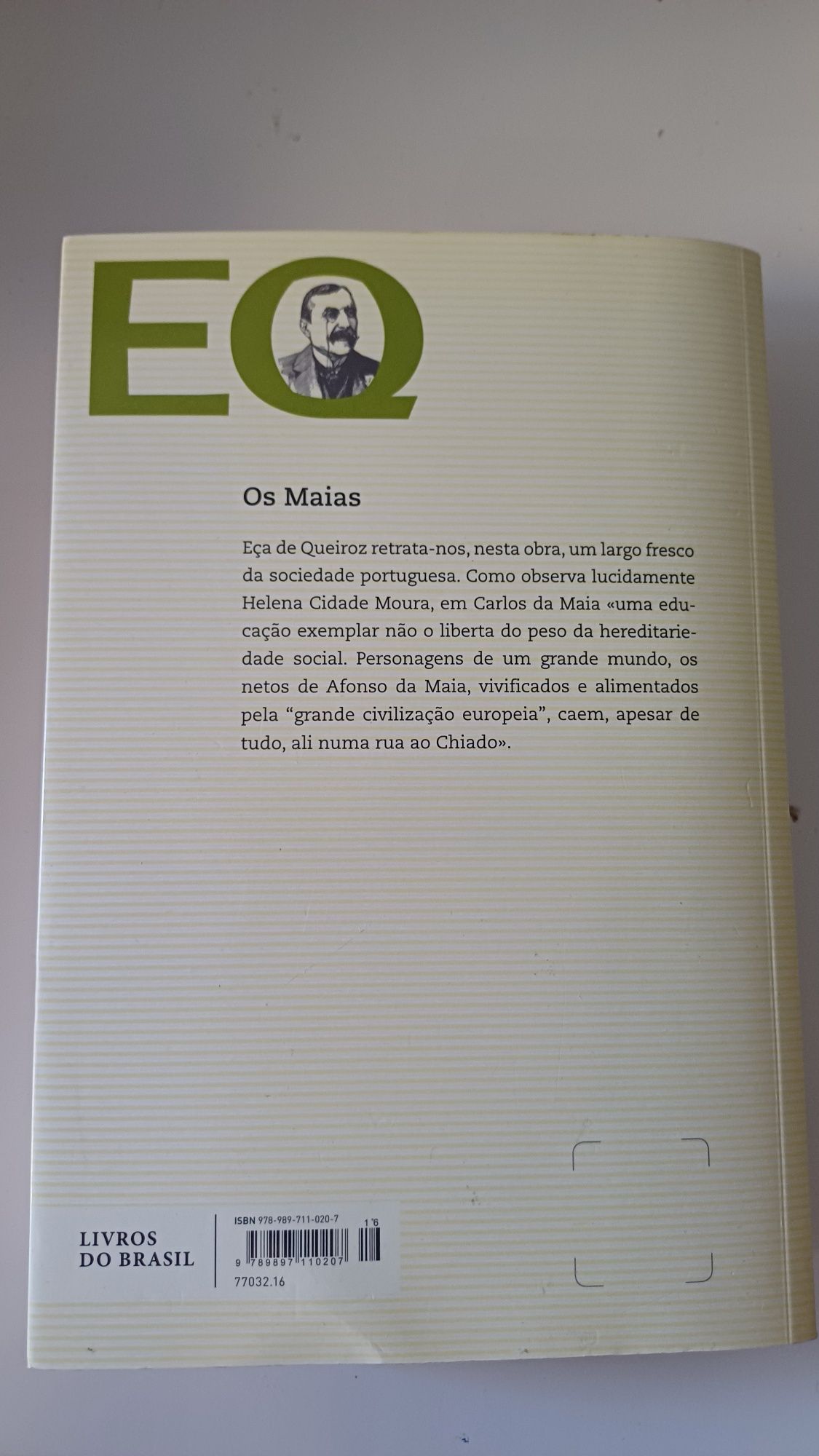 "Os Maias" de Eça de Queirós.