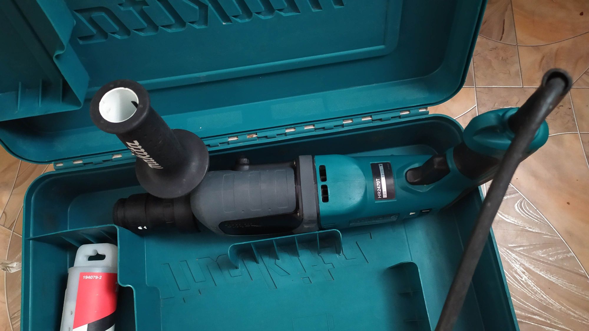 Makita hr 2470t перфоратор оригінал.