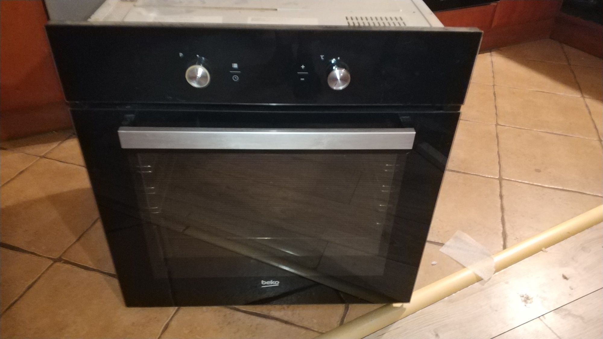 Piekarnik Beko BIE24301B