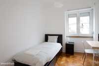 95205 - Quarto com cama de solteiro em apartamento com 3 quartos