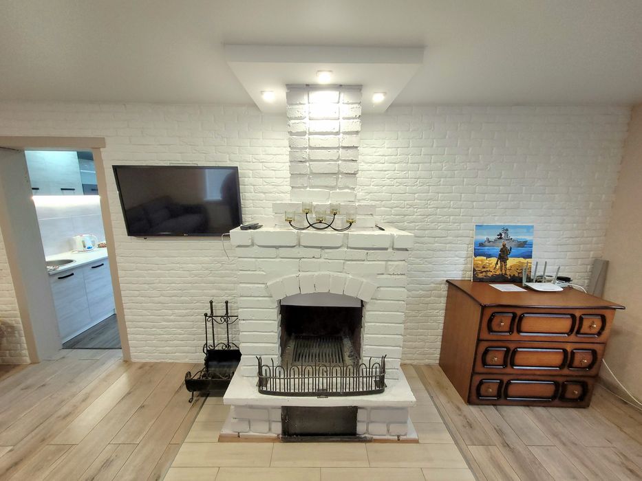 Продам Шикарный Дом -Дача недалеко от Левого берега