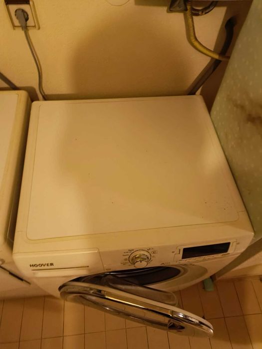 Máquina de lavar roupa Hoover 9 kg A+++ em bom estado