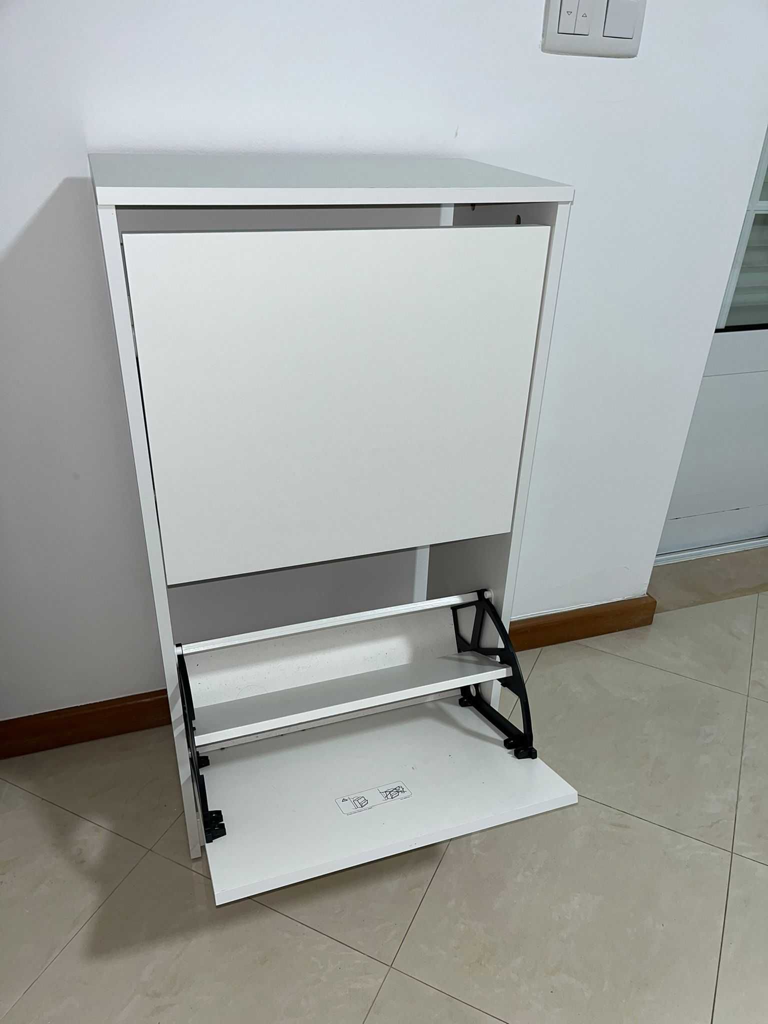 Vendo sapateira Ikea