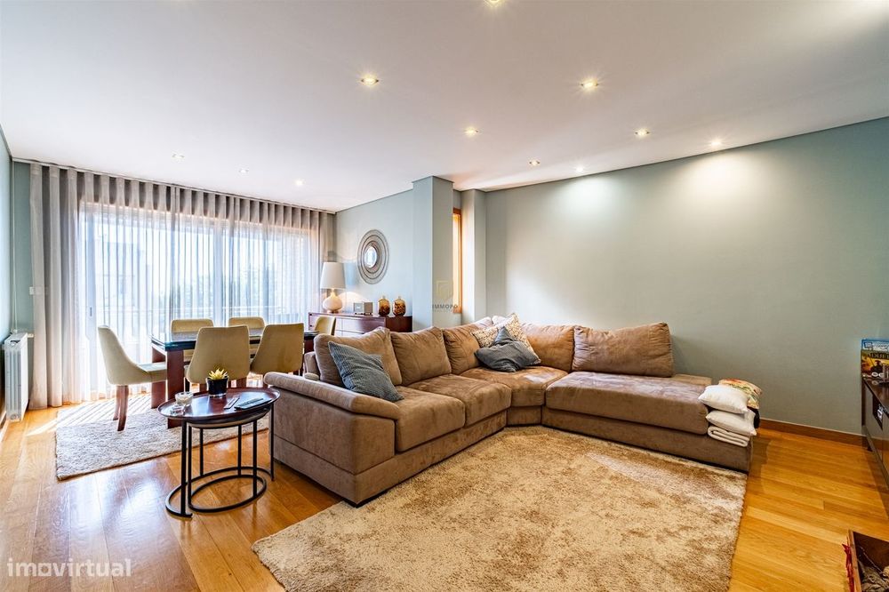 Apartamento T3 Venda em Ramalde,Porto
