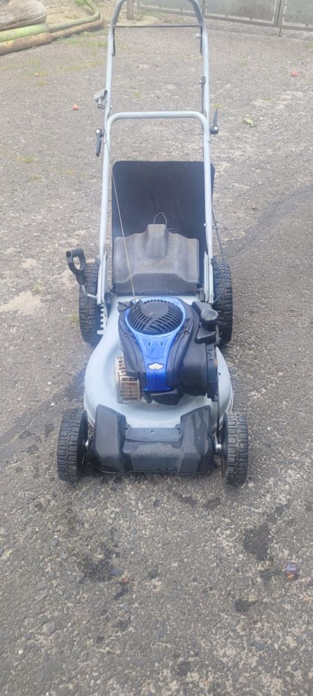 Kosiarka spalinowa silnik Briggs & Stratton bez napędu