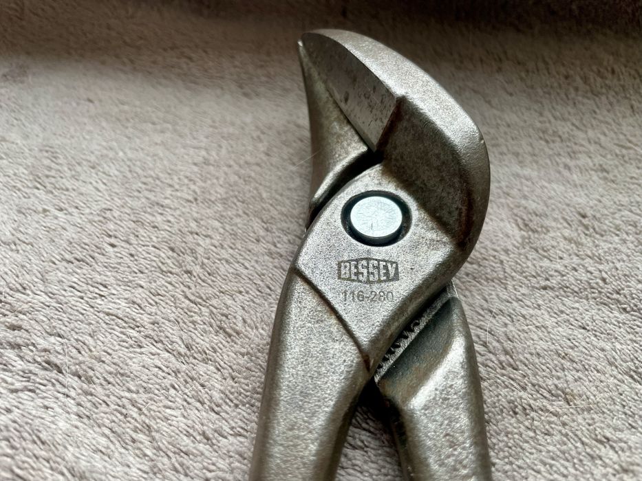 Nożyce do blachy BESSEY praworeczne