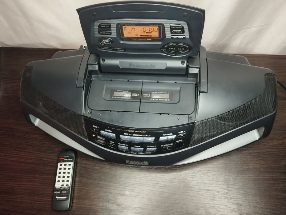 Продам Panasonic RX-ED77 Cobra