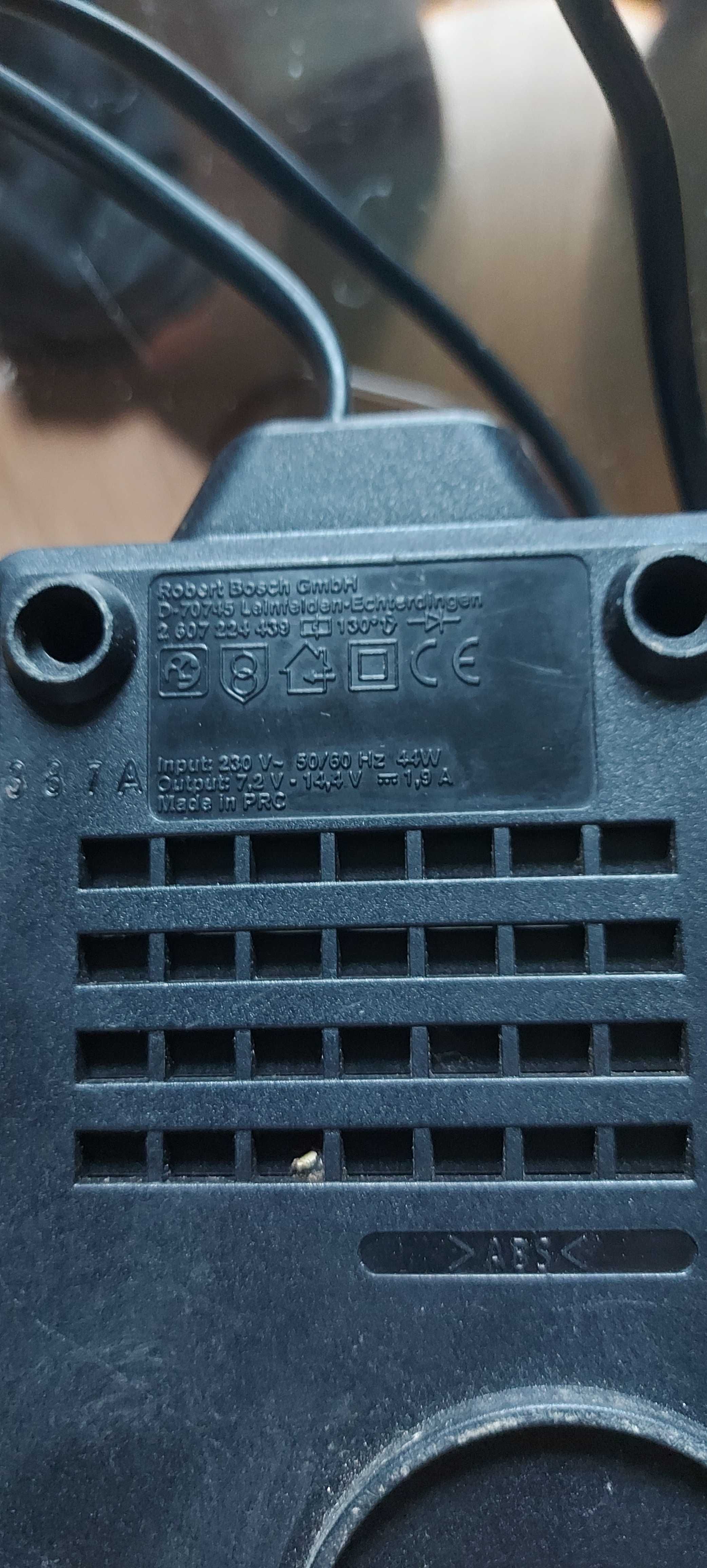 Sprzedam ładowarkę Bosch AL 1419 DV