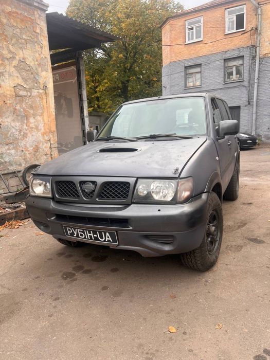 Nissan Terrano II