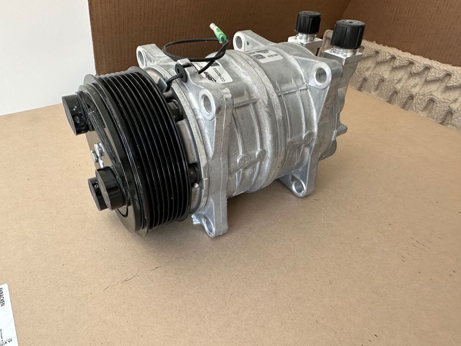 Sprężarka Valeo TM15XS 8GR 12V