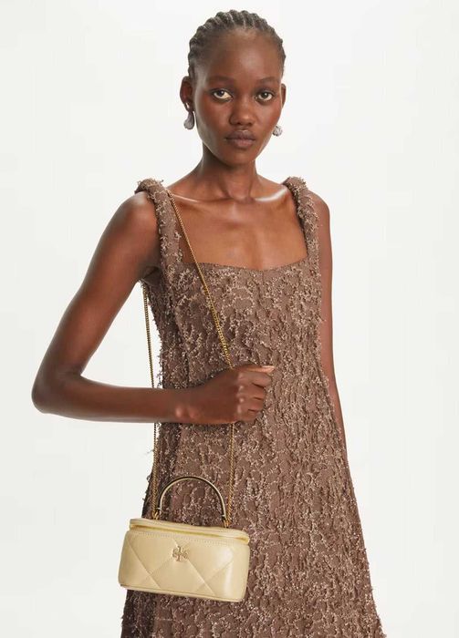 Сумка Tory Burch Kira Diamond Quilt Pave Logo Vanity Case Vanilla