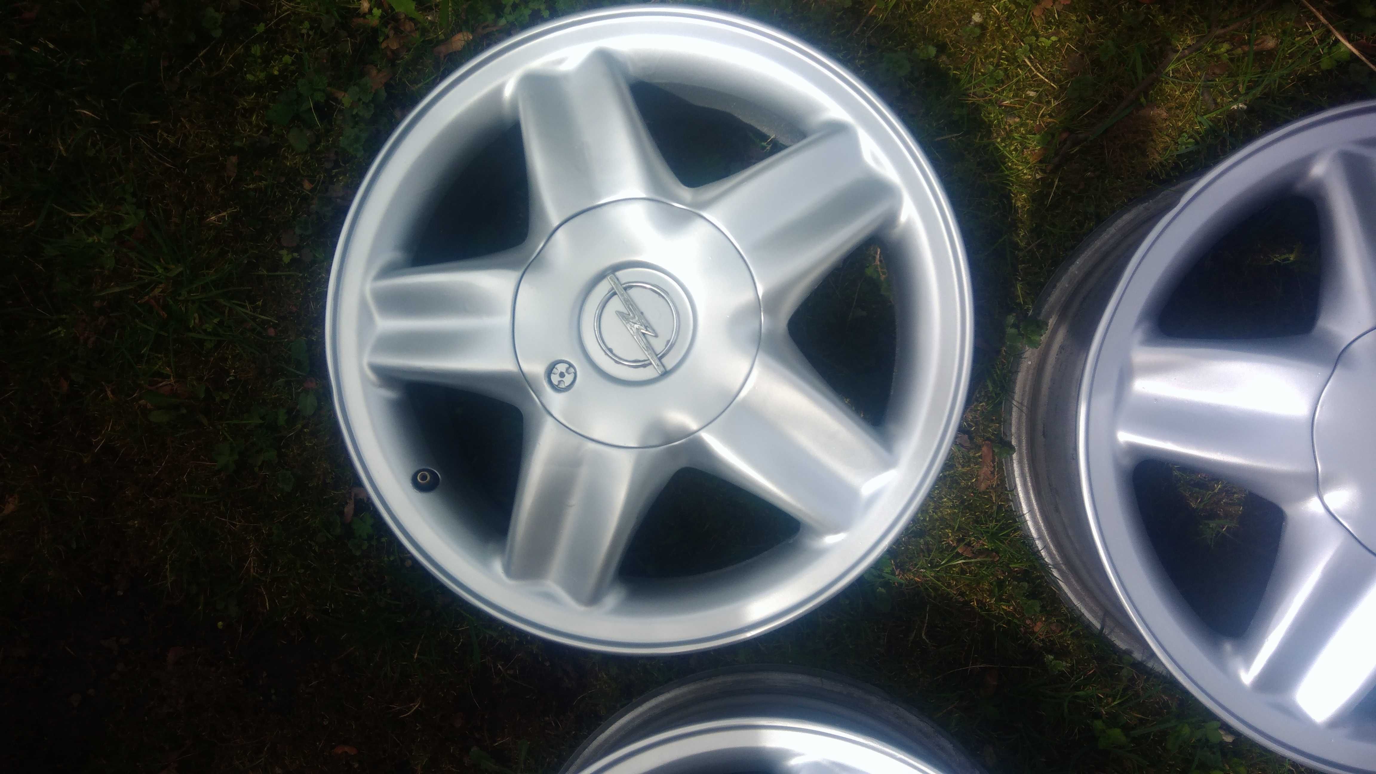 Felgi aluminiowe 15" 5 śrub Opel