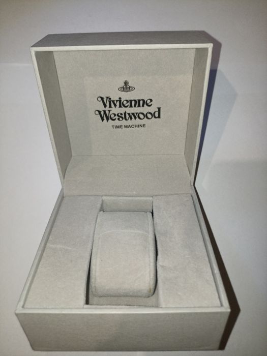 Коробка від годинника vivienne westwood
