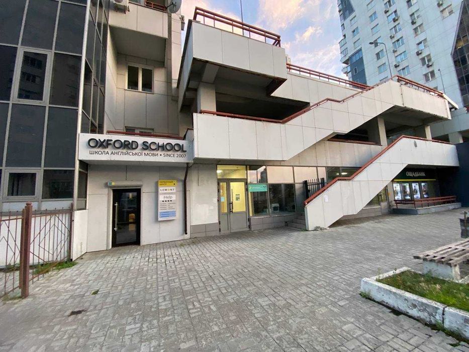 Оренда приміщення 125 кв.м на м. Позняки (фасад) без комісії!