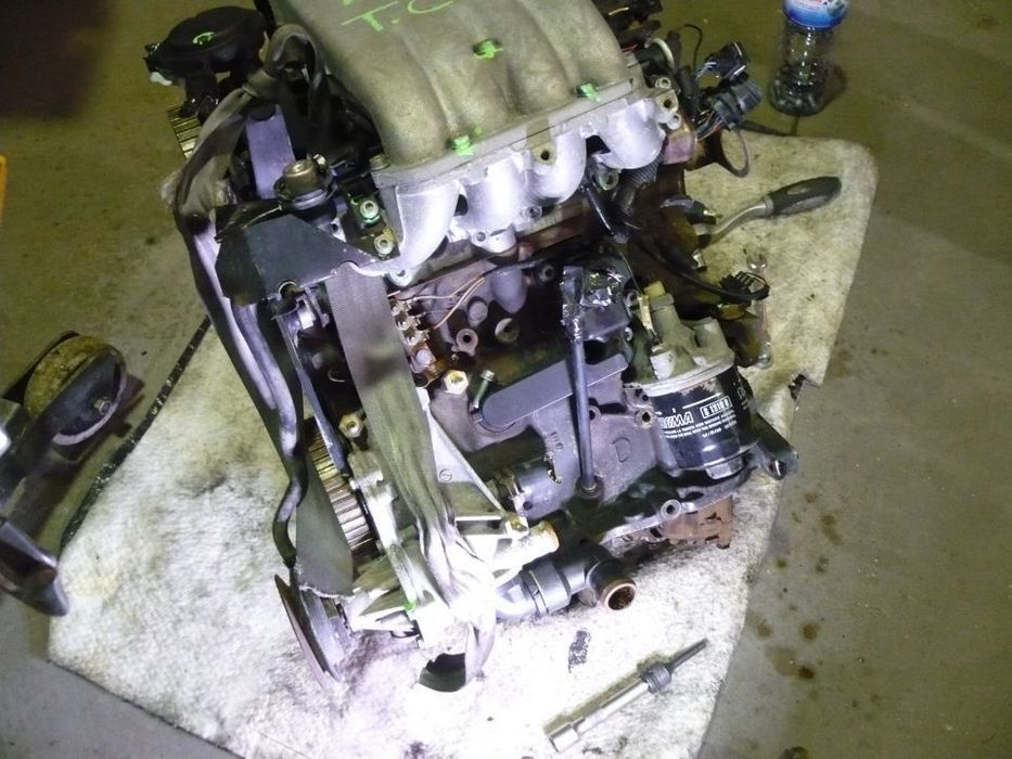 Motor A PECA - Vw 1.6i 8v ( AEK )
